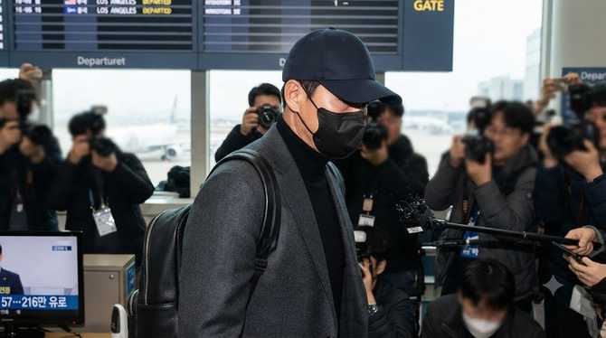 홍명보 미국행 출국의 실체: 연봉·나이·사퇴까지 한눈에